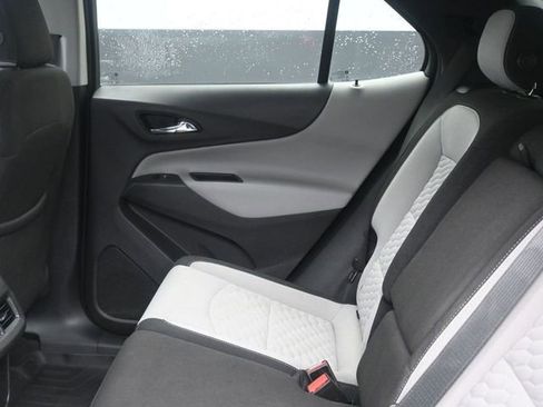 Used 2019 Chevrolet Equinox LS w/ LS Convenience Package image 8
