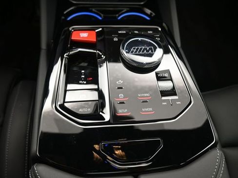 New 2026 BMW M5 image 3