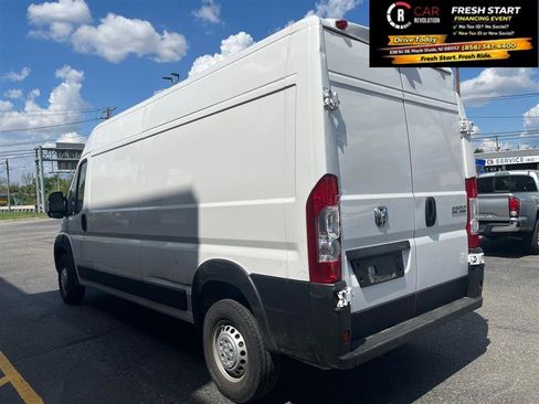 Used 2025 RAM ProMaster 2500 w/ Convenience Group FWD image 2