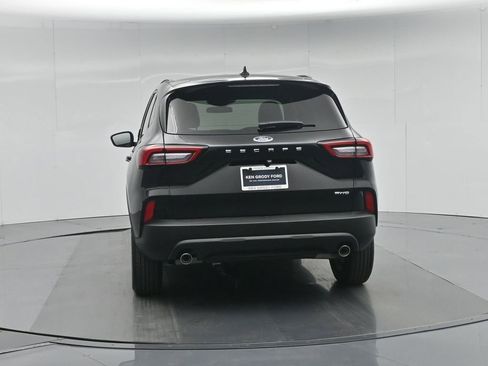 Used 2025 Ford Escape ST-Line image 29