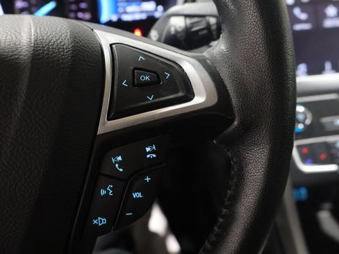 Used 2019 Ford Fusion SEL FWD image 37