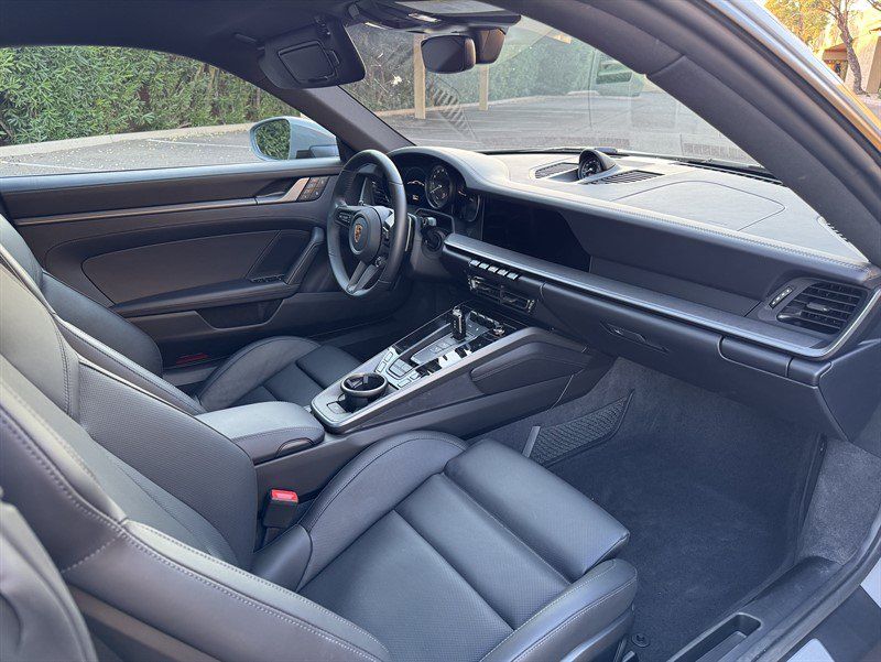 Used 2024 Porsche 911 Carrera 4S w/ Premium Package AWD/4WD image 61