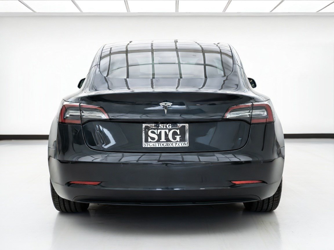 Used 2021 Tesla Model 3 Standard Range Plus RWD image 5