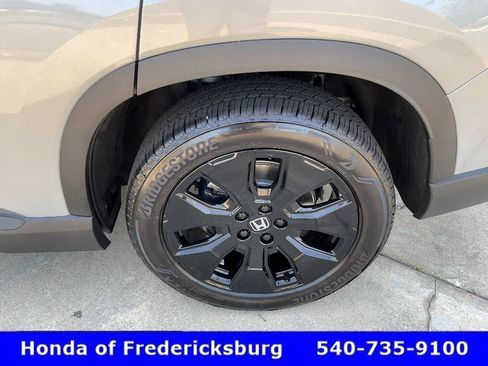 Used 2026 Honda Pilot Black Edition image 10