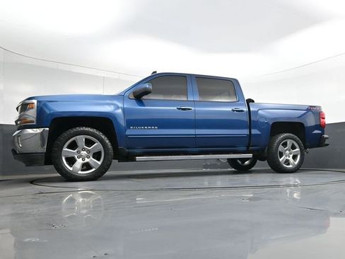 Used 2018 Chevrolet Silverado 1500 LT w/ All Star Edition image 33