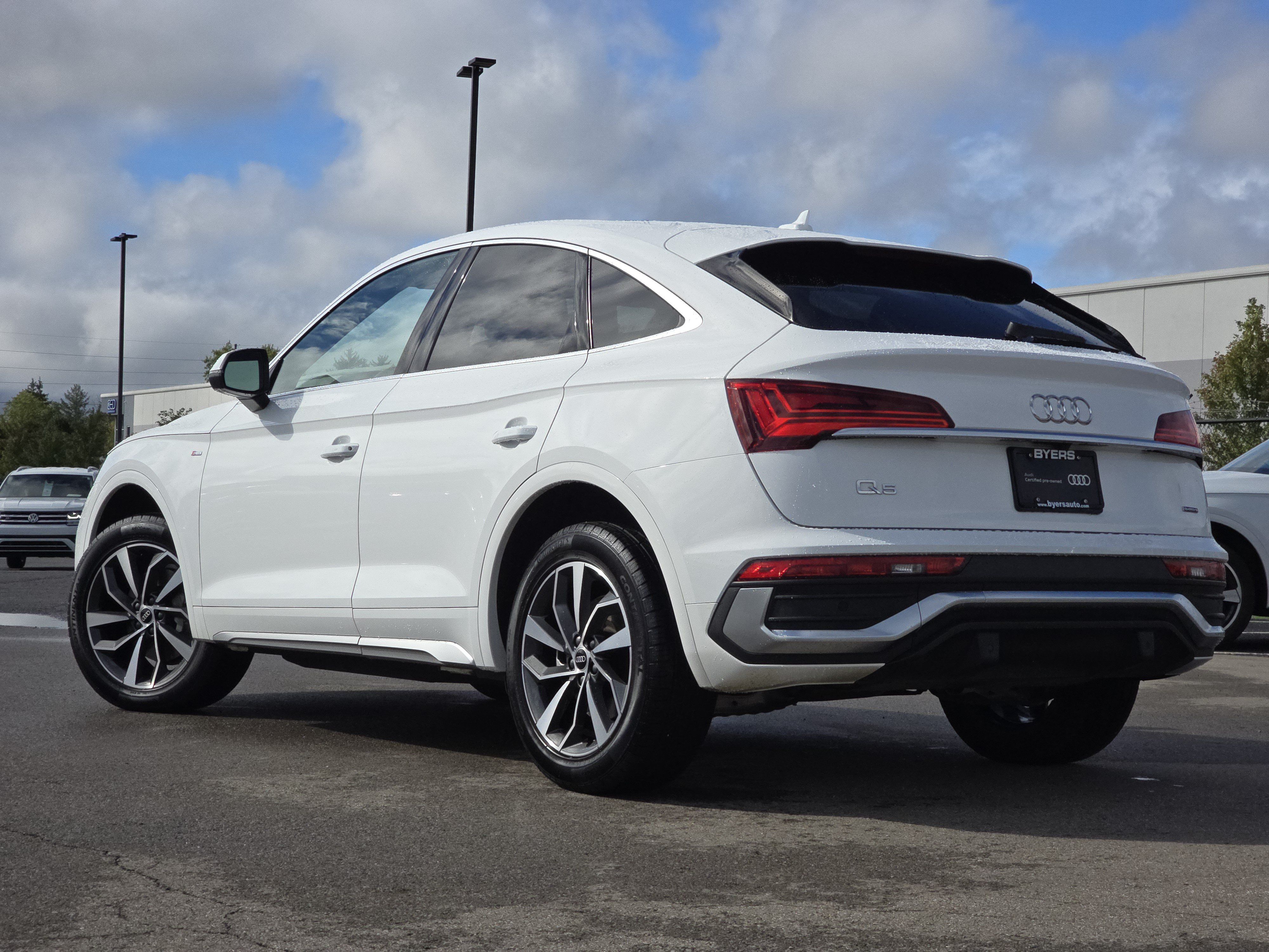 Certified 2022 Audi Q5 2.0T Premium Plus w/ Premium Plus Package AWD/4WD image 5
