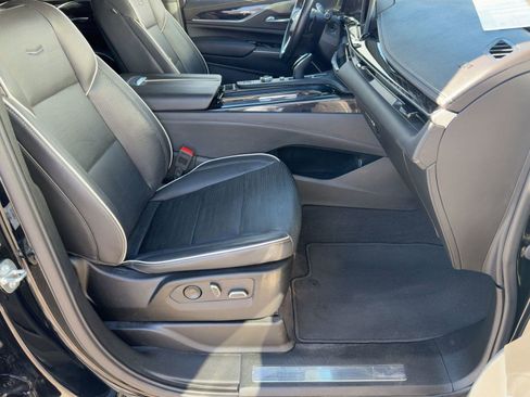 Certified 2023 Cadillac Escalade Sport image 31
