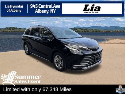 Used 2022 Toyota Sienna Limited
