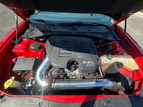 Used 2020 Dodge Charger SXT w/ Blacktop Package image 36