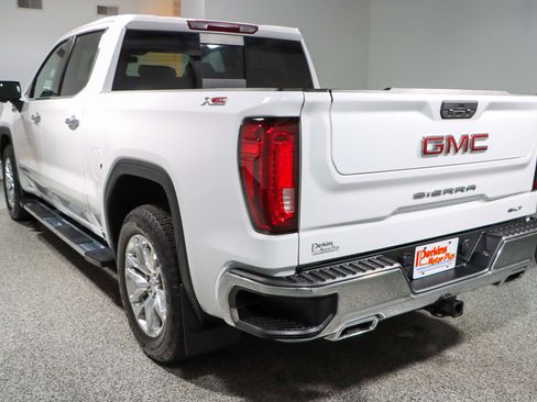 Used 2021 GMC Sierra 1500 SLT image 9