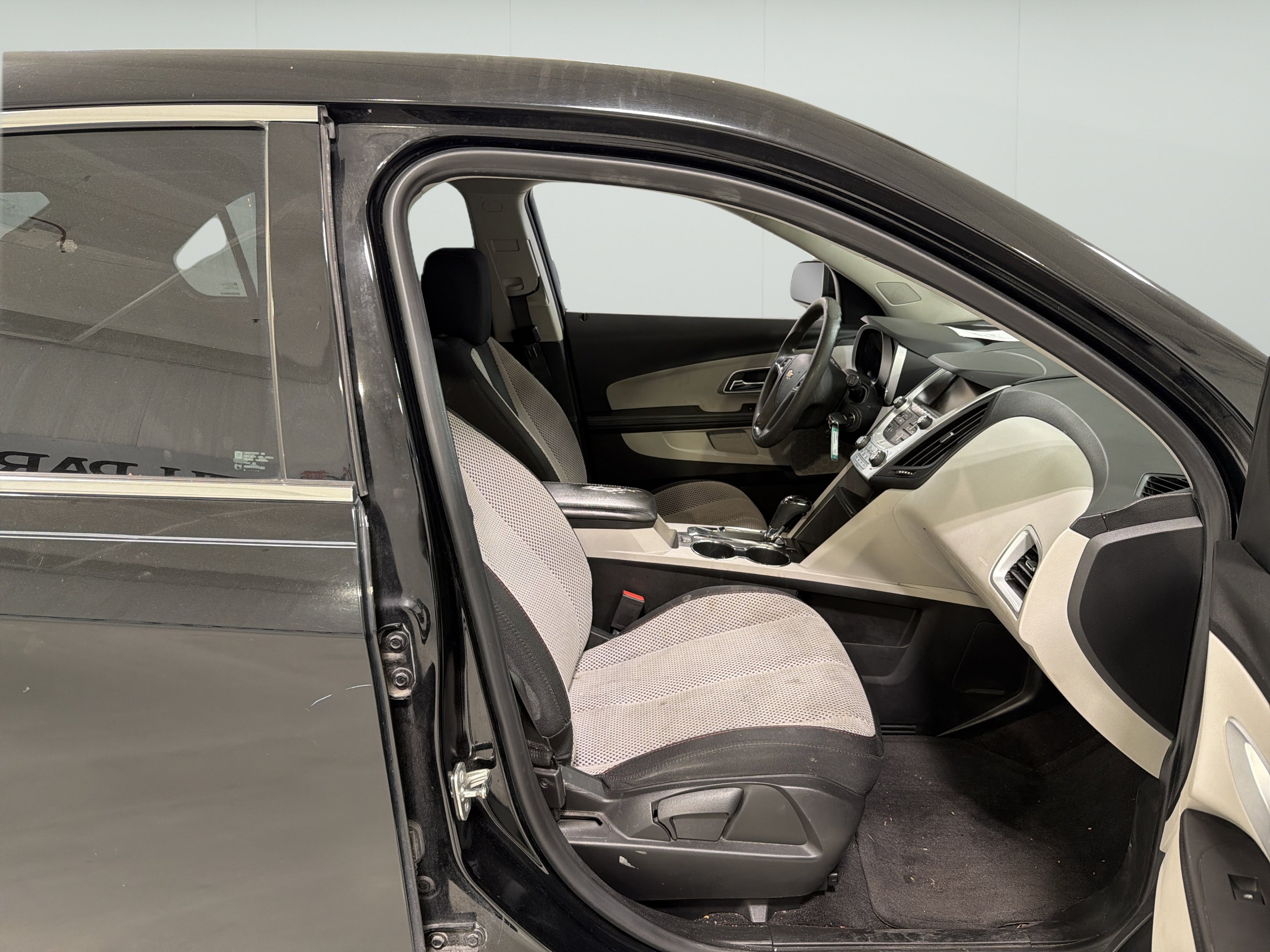 Used 2016 Chevrolet Equinox LS FWD image 12