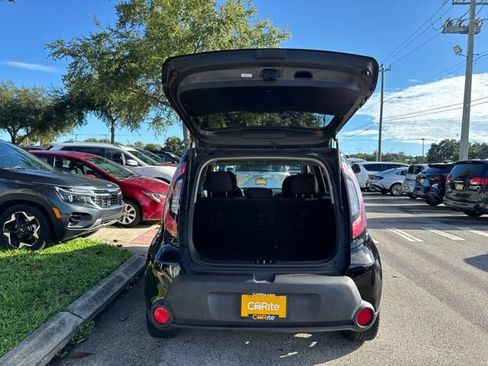 Used 2015 Kia Soul FWD image 16