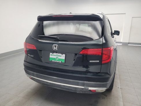 Used 2018 Honda Pilot Touring image 7