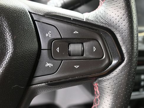 Used 2021 Chevrolet TrailBlazer RS FWD image 24