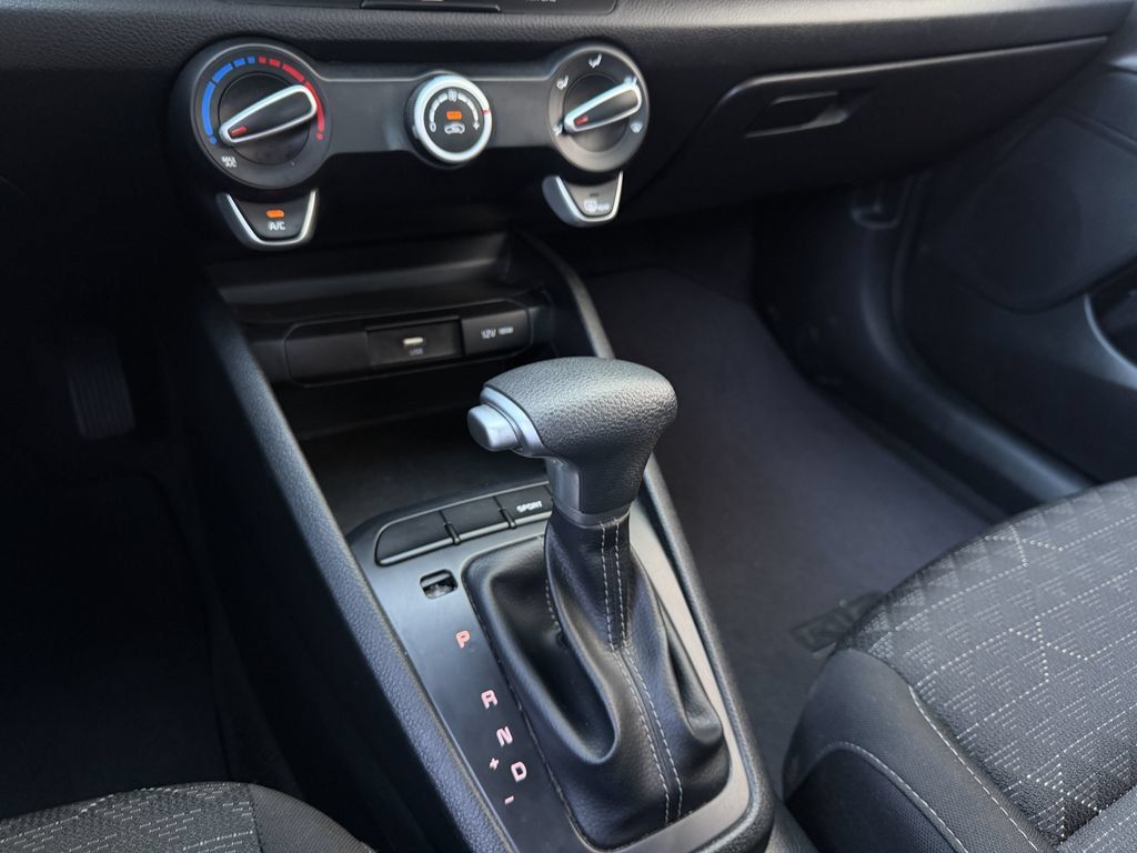 Used 2023 Kia Rio S FWD image 18