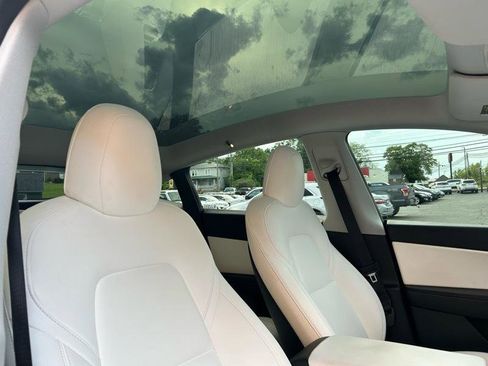 Used 2021 Tesla Model Y Performance AWD/4WD image 10
