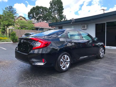 Used 2018 Honda Civic LX image 7