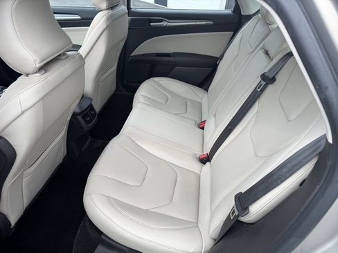 Used 2015 Ford Fusion Titanium AWD/4WD image 13