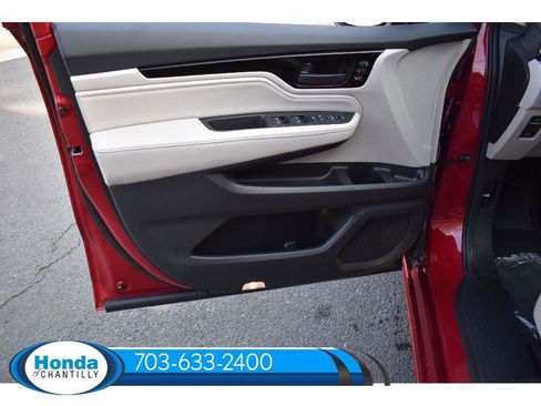 New 2026 Honda Odyssey Touring image 26