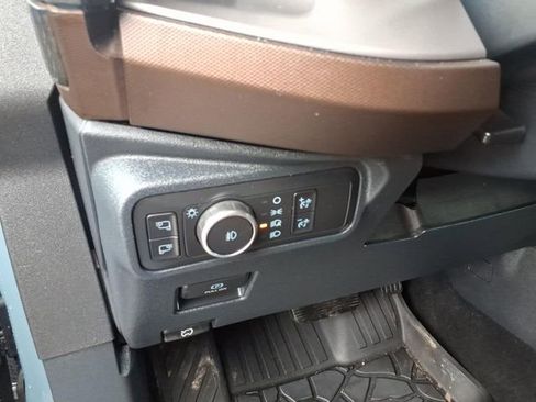Used 2022 Ford Bronco Outer Banks AWD/4WD image 16