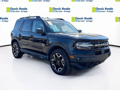 Used 2021 Ford Bronco Sport Outer Banks w/ Outer Banks Package (96D) image 1