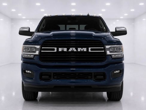 Used 2022 RAM 3500 Laramie AWD/4WD image 8