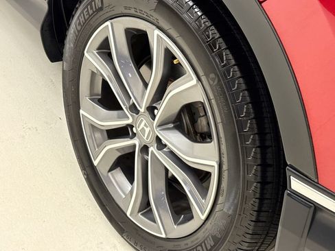 Used 2021 Honda CR-V Touring image 11