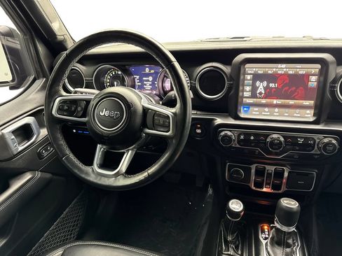 Used 2022 Jeep Wrangler Unlimited Sahara w/ Cold Weather Group AWD/4WD image 52