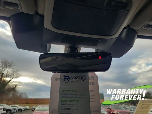 Certified 2025 Subaru Outback Onyx Edition image 12