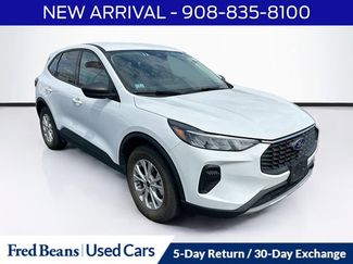 Used 2025 Ford Escape Active video 1