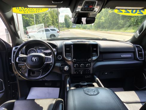 Used 2022 RAM 1500 Laramie AWD/4WD image 25