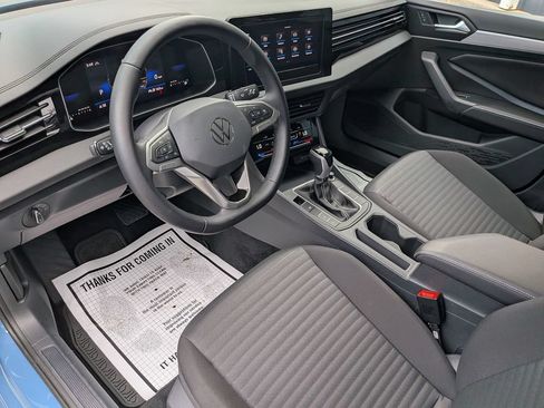 Used 2025 Volkswagen Jetta S FWD image 10