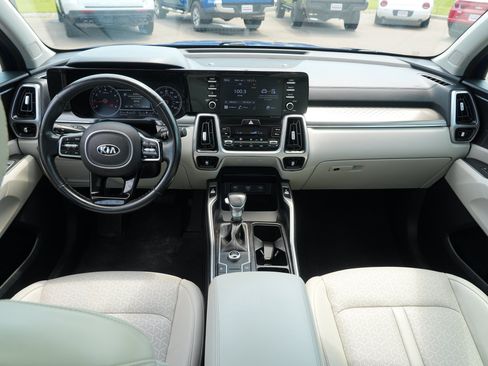 Used 2021 Kia Sorento S w/ Panoramic Sunroof Package FWD image 28