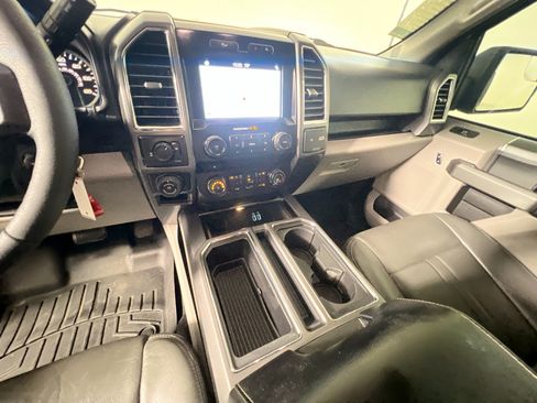 Used 2016 Ford F150 XLT w/ Equipment Group 302A Luxury RWD image 24