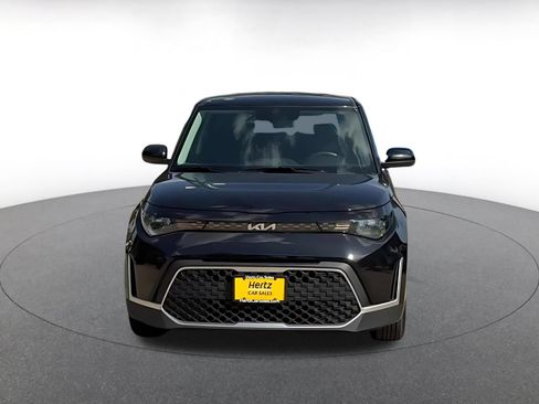 Used 2025 Kia Soul LX w/ LX Technology Package FWD image 4