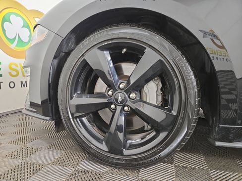 Used 2021 Ford Mustang GT w/ Black Accent Package image 31