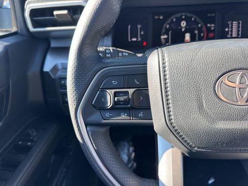 Used 2025 Toyota 4Runner SR5 image 13