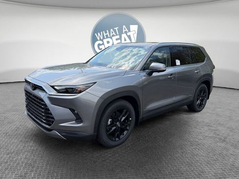 New 2026 Toyota Grand Highlander AWD image 8