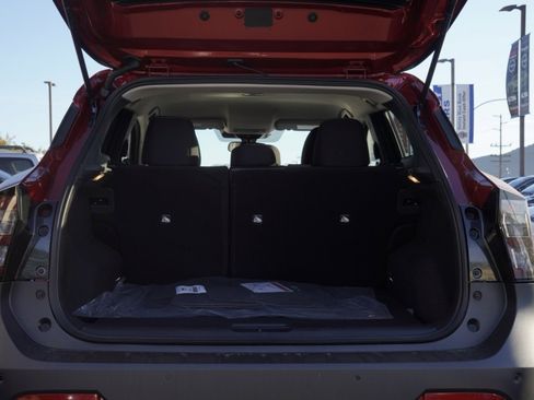 New 2026 Nissan Kicks SV image 6