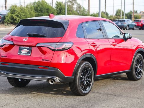 New 2026 Honda HR-V Sport image 6