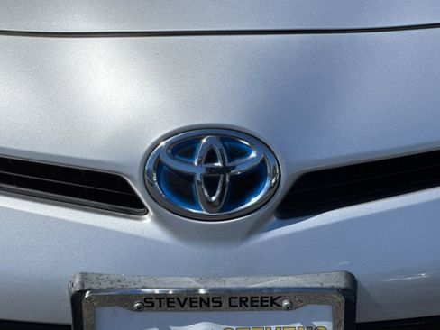 Used 2014 Toyota Prius Three FWD image 44