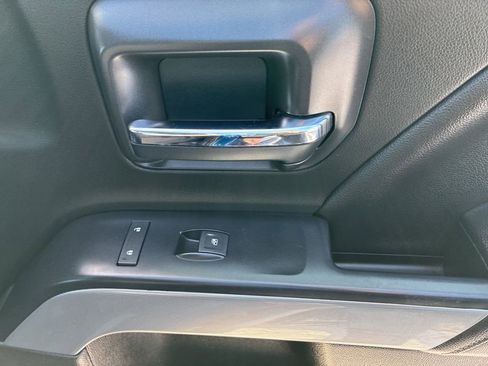 Used 2018 Chevrolet Silverado 1500 LT w/ All Star Edition image 31