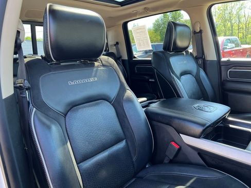 Used 2019 RAM 1500 Laramie AWD/4WD image 13