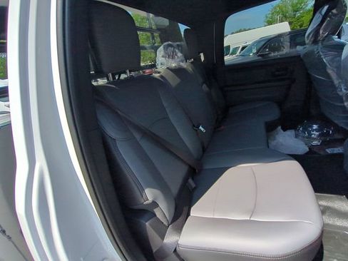 New 2026 RAM 3500 Tradesman AWD/4WD image 34