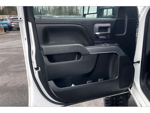 Used 2015 Chevrolet Silverado 2500 LT image 24