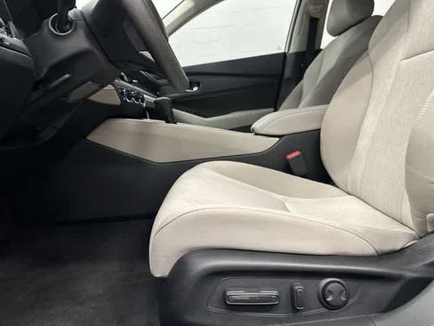 Certified 2025 Honda Accord SE image 25