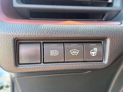 Used 2026 Toyota Prius Plug-In Hybrid FWD image 19