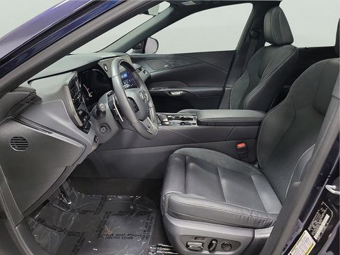 Used 2024 Lexus RX 350 FWD w/ Convenience Package image 11