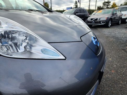 Used 2015 Nissan Leaf S w/ Charge Package image 31