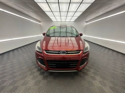 Used 2016 Ford Escape Titanium w/ Equipment Group 301A FWD image 2